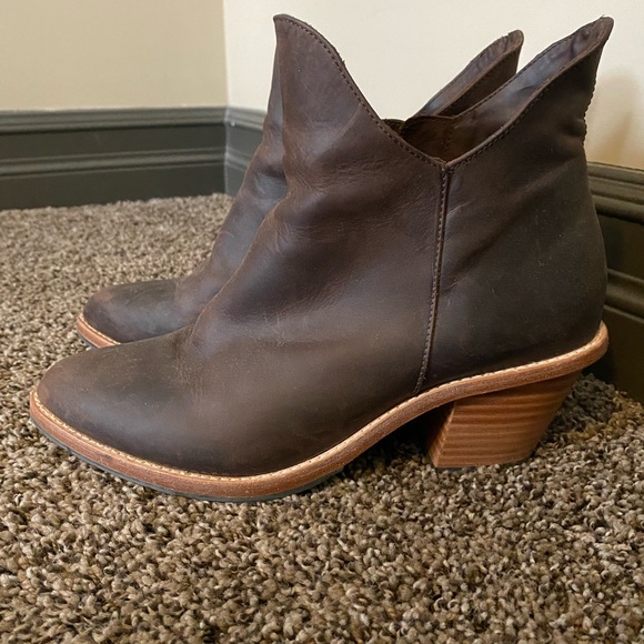SOLD Poppy Barley 2.5 Ankle Boots - Brown - Picture 2 of 5
